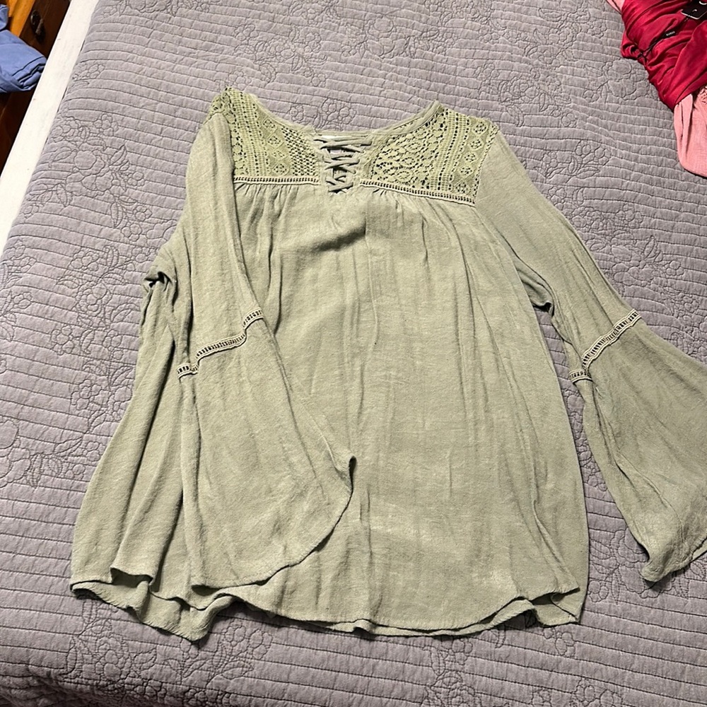 Women’s Avenue blouse size 18/20
